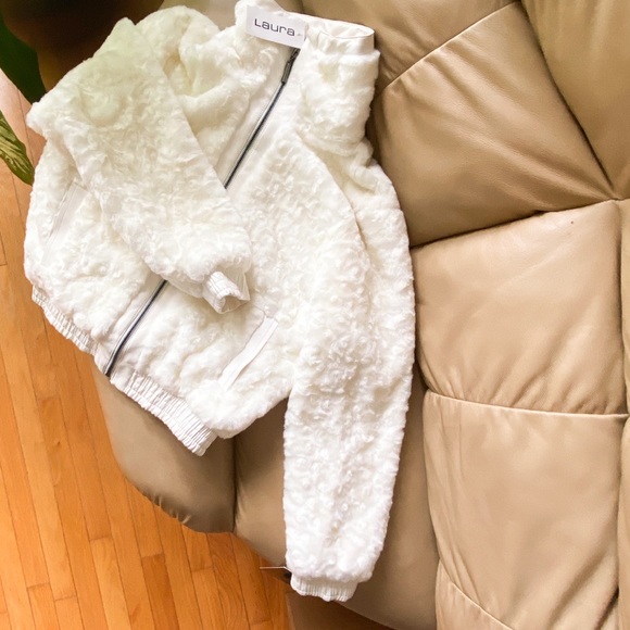 Faux Fur Bomber - Picture 4 of 4